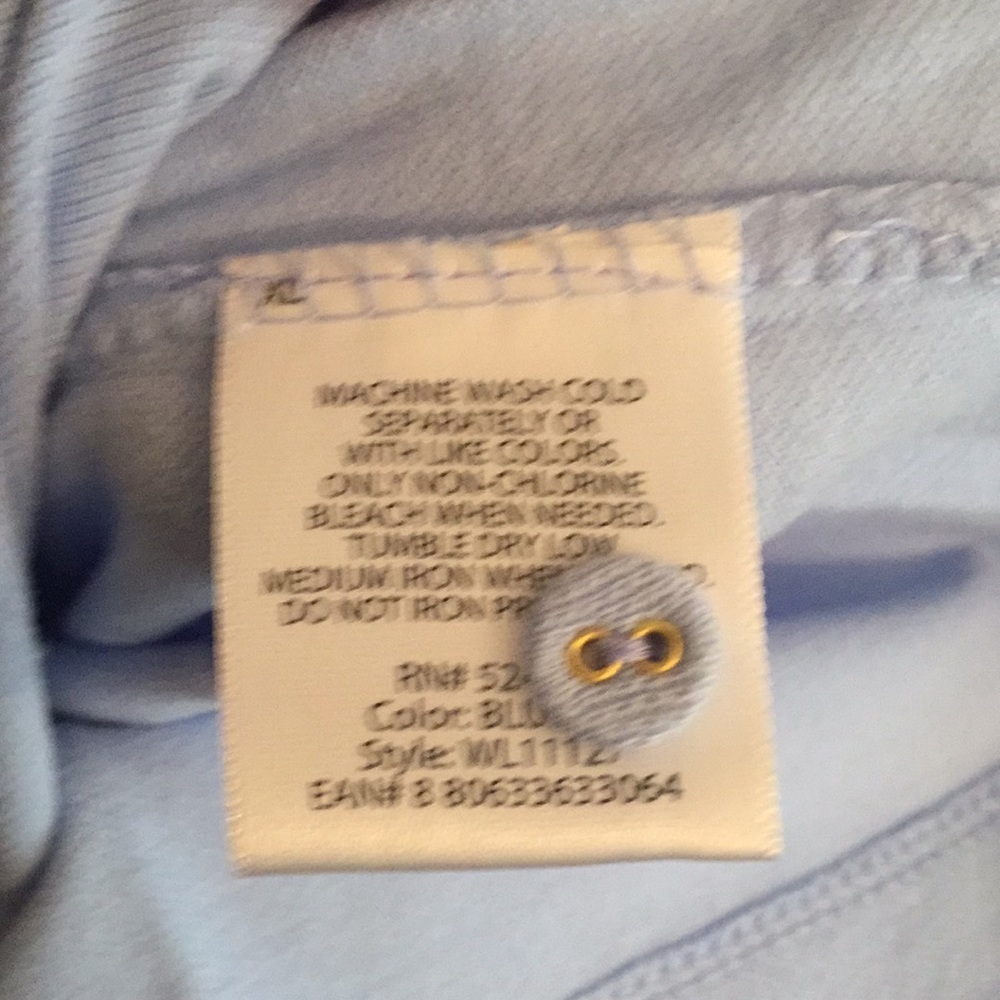 Shirt - Picture 4 of 4